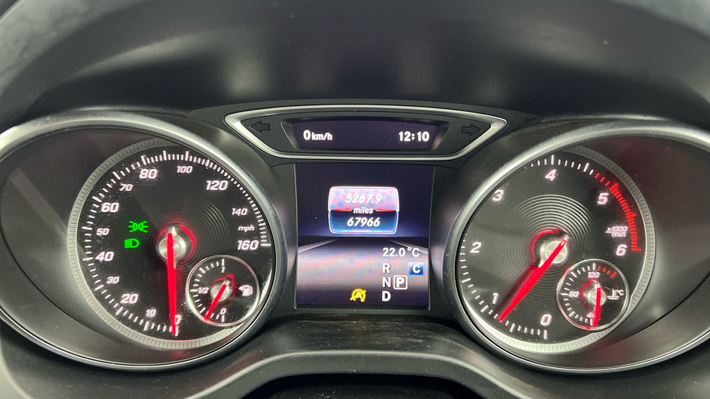 Mercedes-Benz GLA Class Amg Line Grey #23
