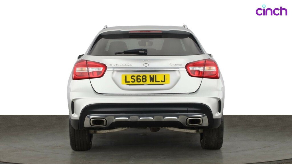 Mercedes-Benz GLA Class Amg Line Grey #4