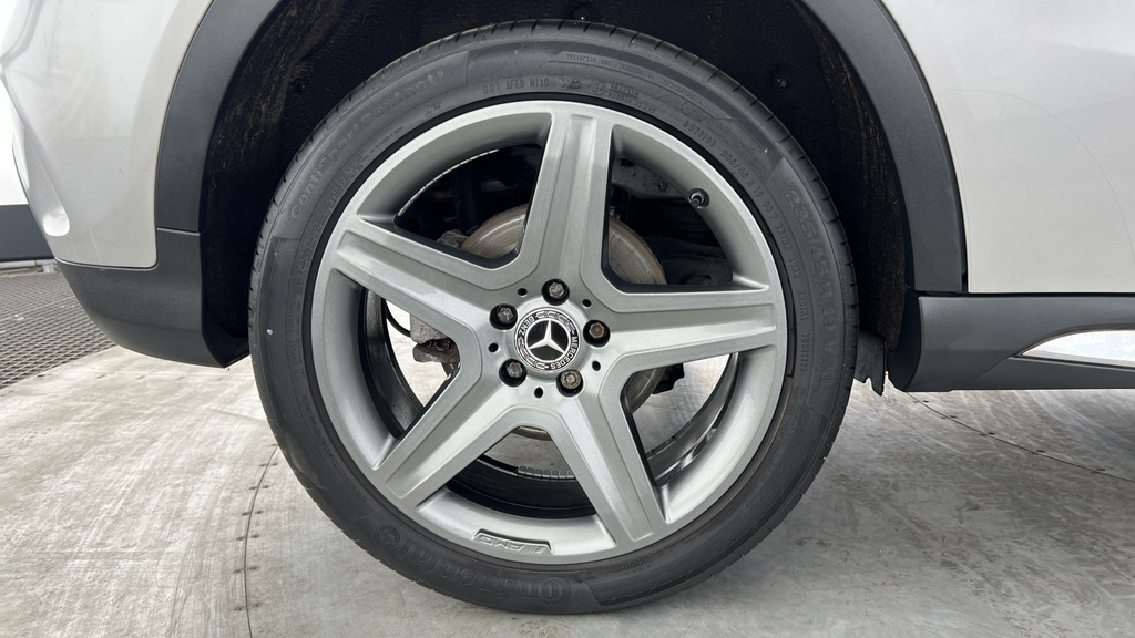 Mercedes-Benz GLA Class Amg Line Grey #29