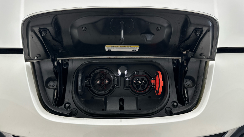 Nissan Leaf 59Kwh E Tekna Hatchback 217 Ps White #32