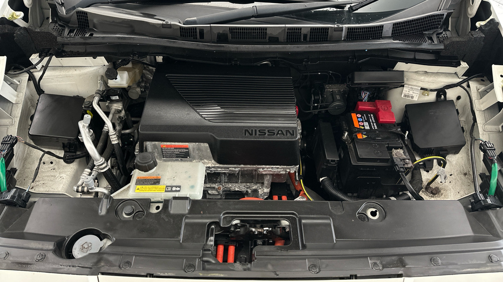 Nissan Leaf 59Kwh E Tekna Hatchback 217 Ps White #27