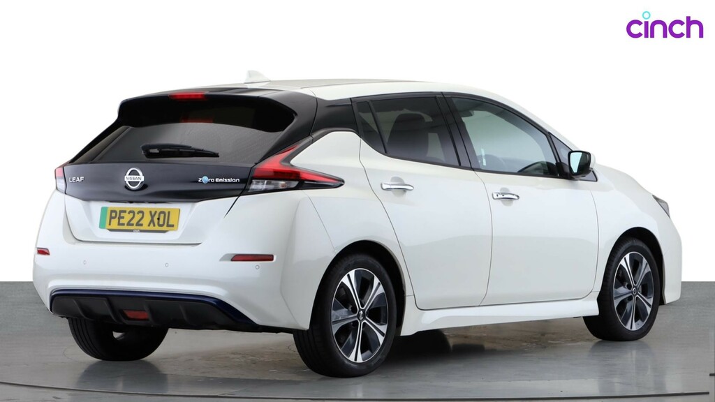 Nissan Leaf 59Kwh E Tekna Hatchback 217 Ps White #3
