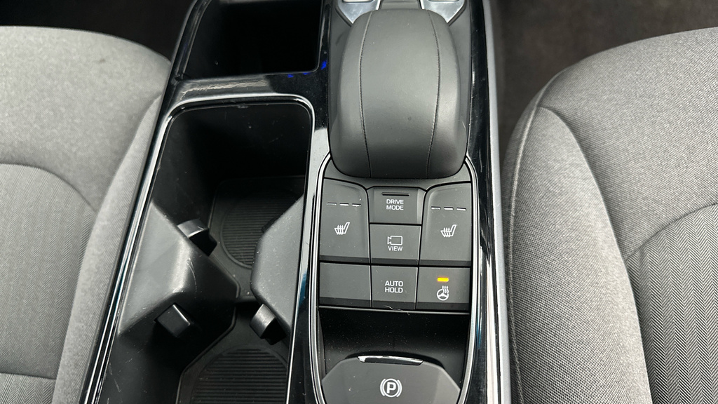 Hyundai Ioniq Premium Se Black #11