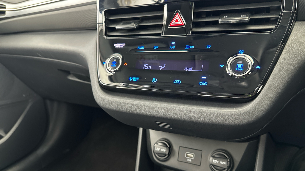 Hyundai Ioniq Premium Se Black #19