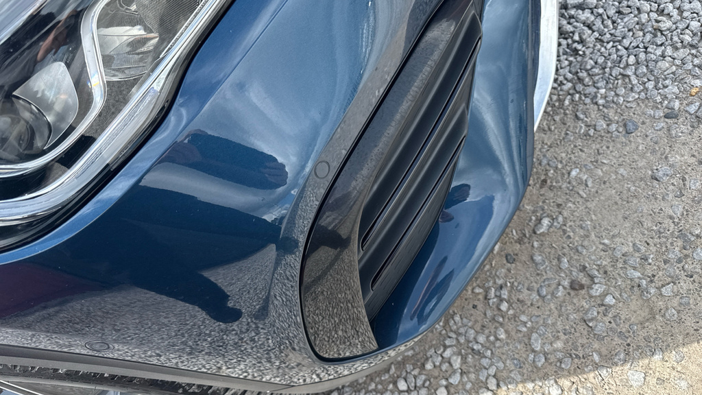 Mercedes-Benz GLA Class Amg Line Grey #49