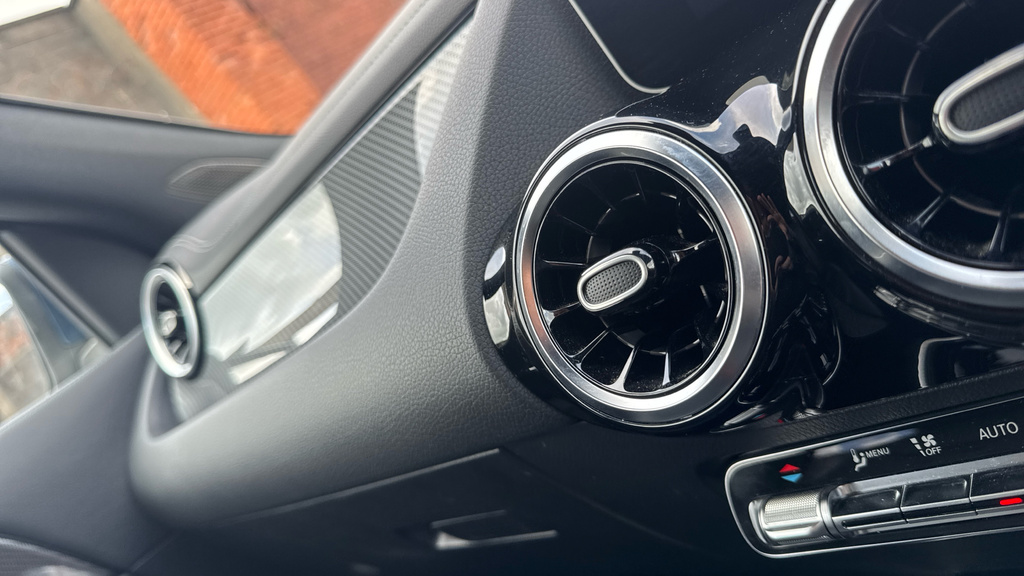 Mercedes-Benz GLA Class Amg Line Grey #58