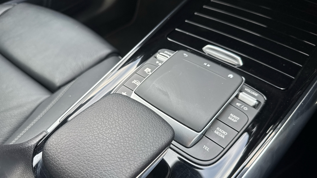 Mercedes-Benz GLA Class Amg Line Grey #57