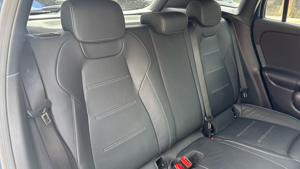 Mercedes-Benz GLA Class Amg Line Grey #26