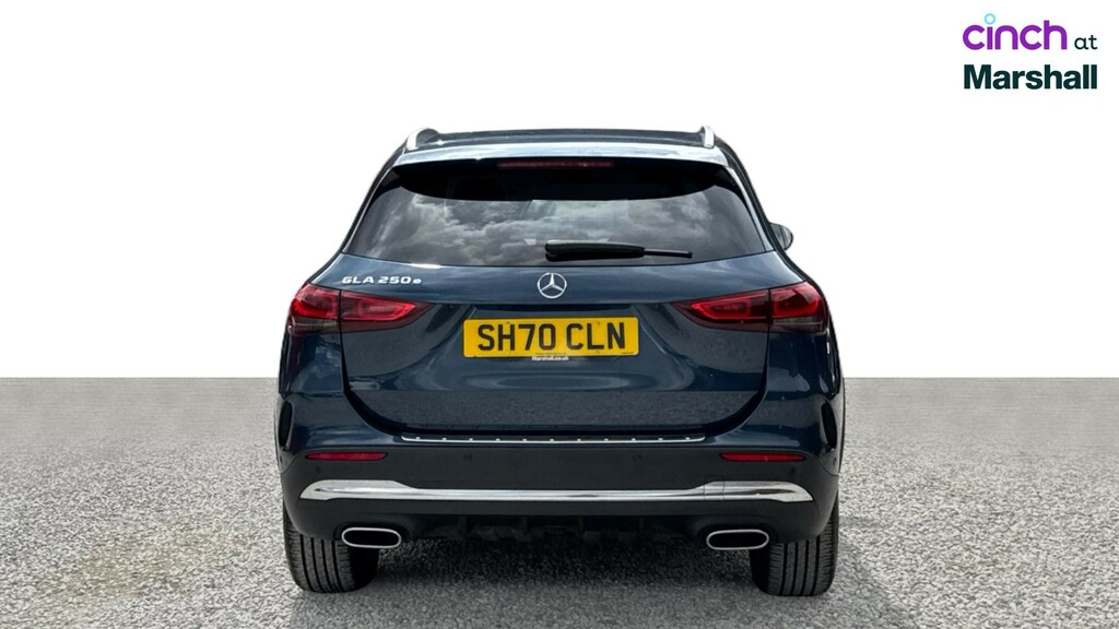 Mercedes-Benz GLA Class Amg Line Grey #4