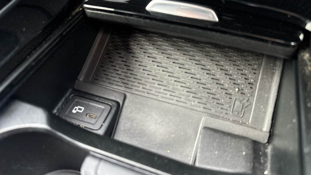 Mercedes-Benz GLA Class Amg Line Grey #60