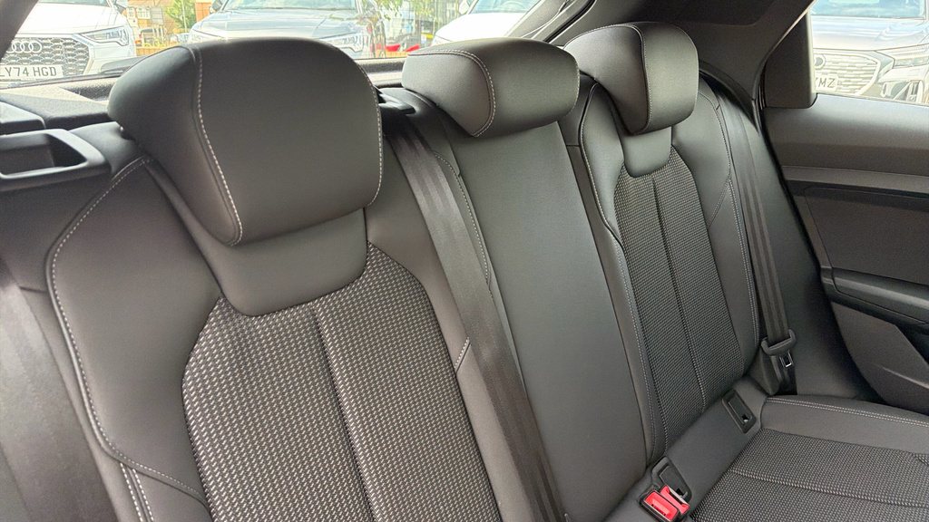 Audi A1 Black Edition 30 Tfsi 110 Ps 6-Speed Grey #14