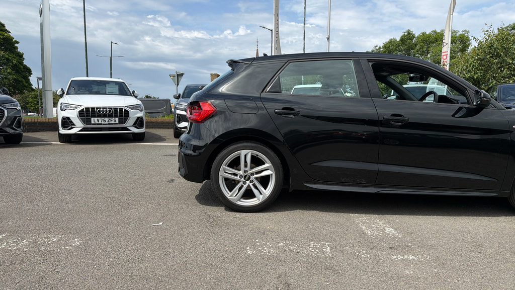 Audi A1 Black Edition 30 Tfsi 110 Ps 6-Speed Grey #20
