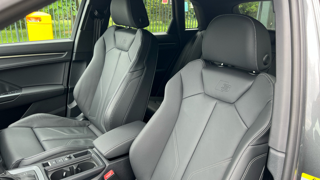 Audi Q3 35 Tfsi Black Edition S Tronic Tech Pack Black #22