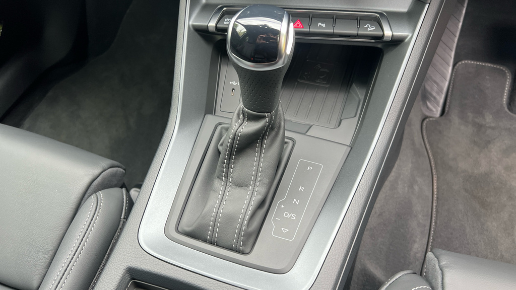 Audi Q3 35 Tfsi Black Edition S Tronic Tech Pack Black #28