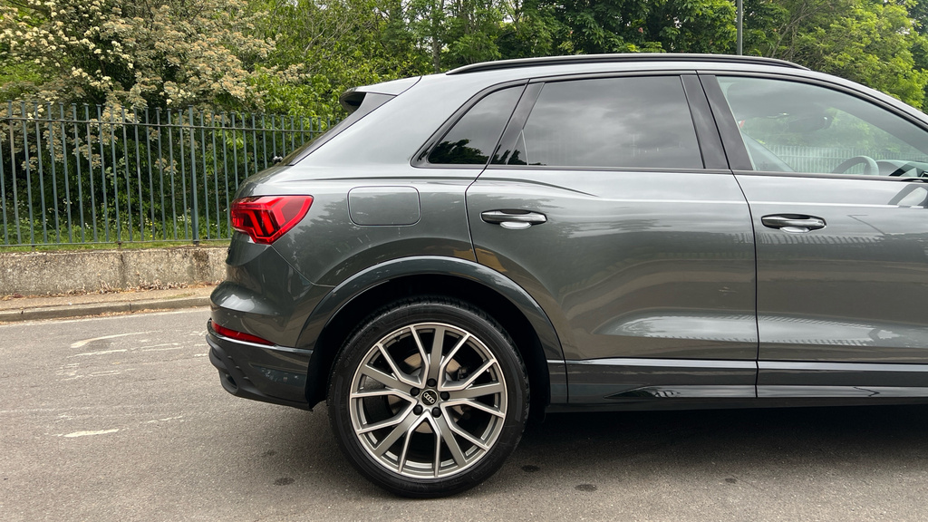 Audi Q3 35 Tfsi Black Edition S Tronic Tech Pack Black #20