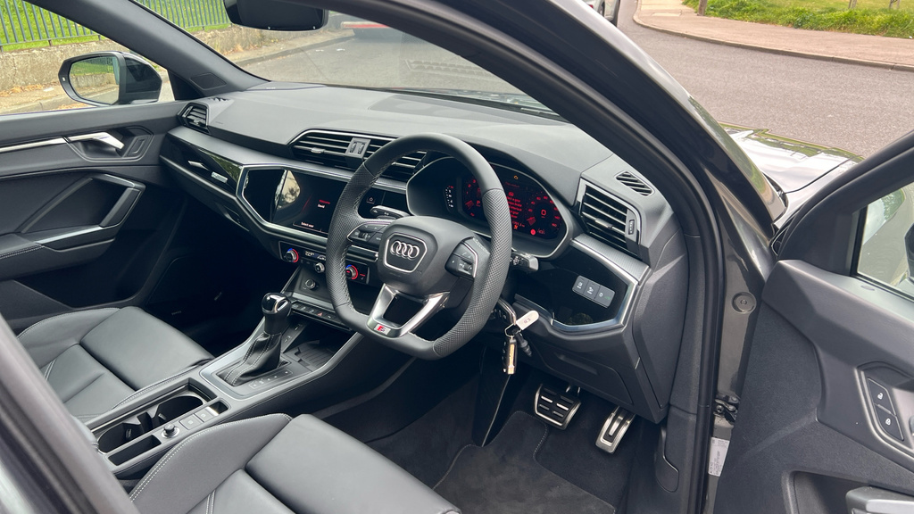 Audi Q3 35 Tfsi Black Edition S Tronic Tech Pack Black #9