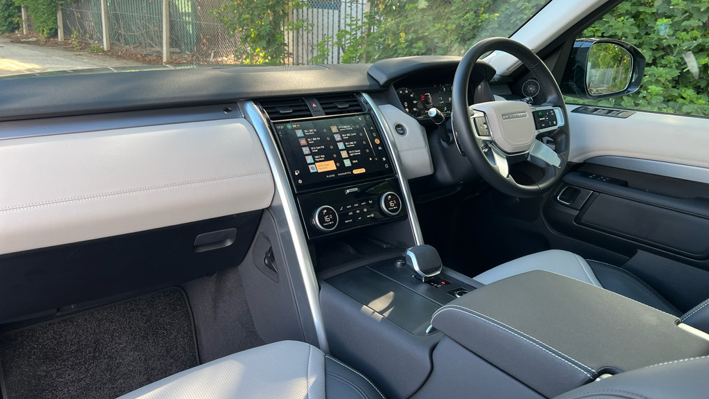 Land Rover Discovery Dynamic Hse Grey #10
