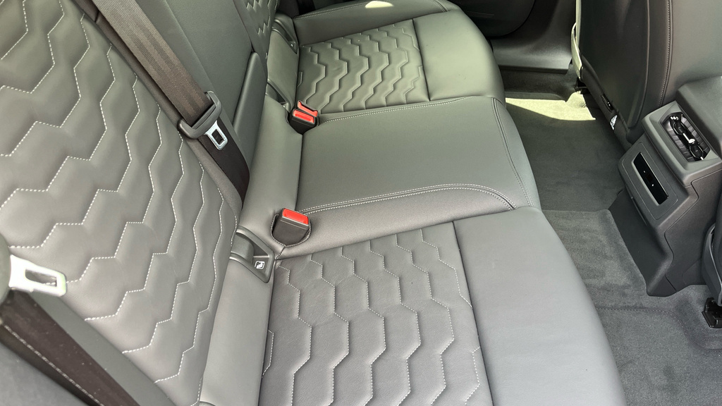 Audi A6 Avant 270Kw Performance 100Kwh Launch Edition Grey #50