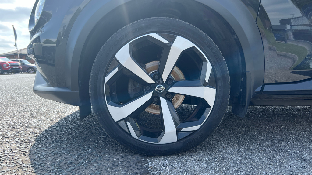 Nissan Juke Juke Tekna Dig-t Grey #17