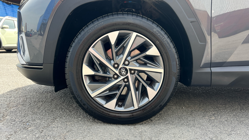 Hyundai Tucson Premium Silver #37