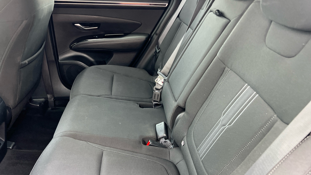 Hyundai Tucson Premium Silver #32