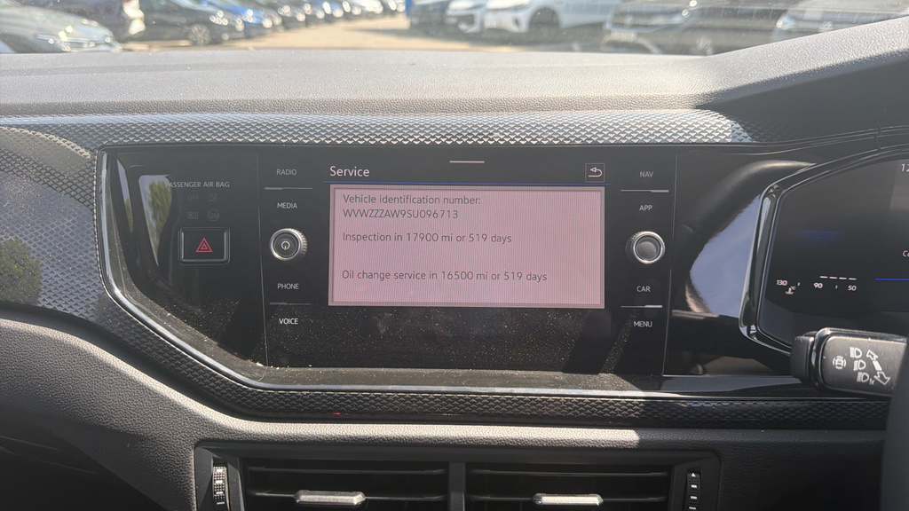 Volkswagen Polo Life Black #21