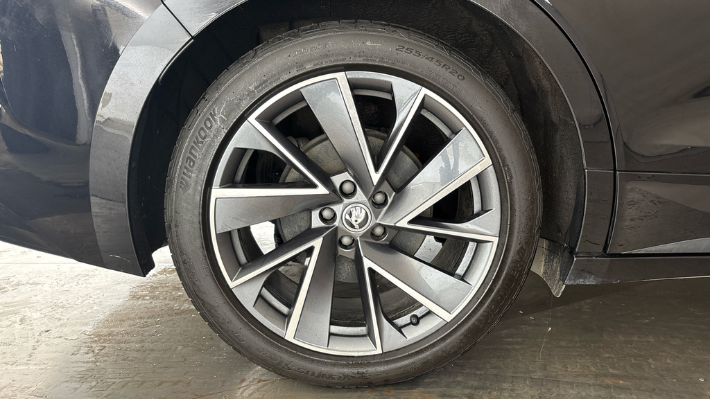Skoda ENYAQ 80 Ecosuite Grey #22