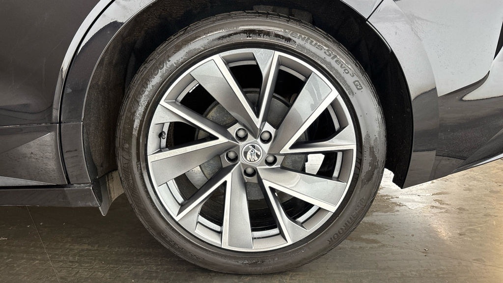 Skoda ENYAQ 80 Ecosuite Grey #21