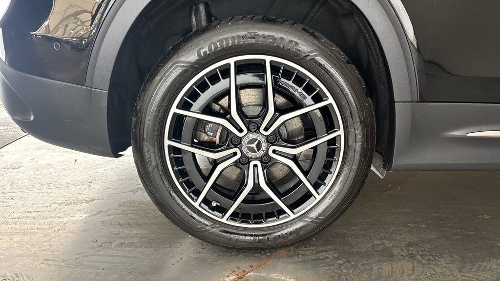 Mercedes-Benz EQB Black #21