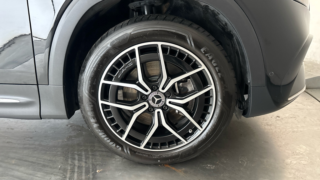 Mercedes-Benz EQB Black #22