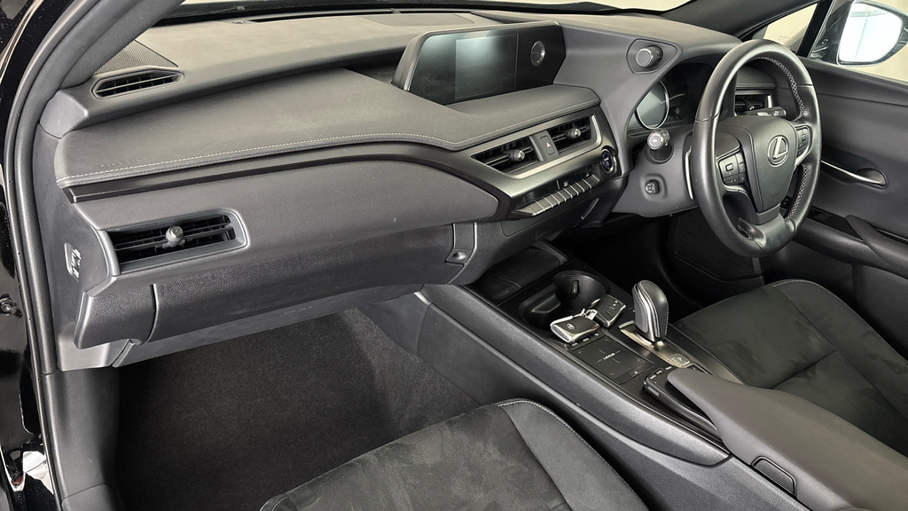 Lexus UX 250H 2.0 Cvt Premium Plus Silver #10