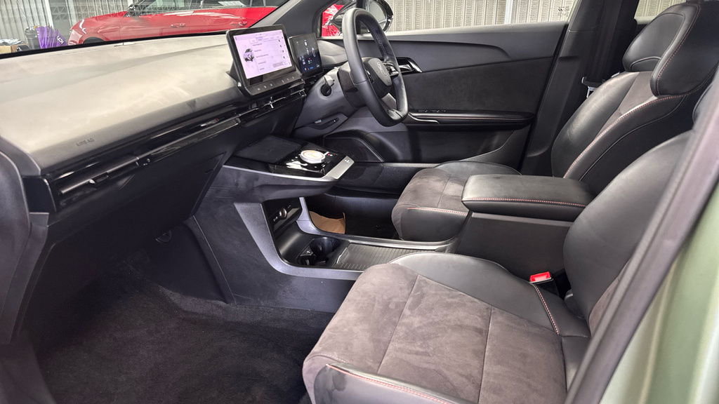 MG MG4 Mg4 320Kw Ev Xpower 64Kwh Hatchback Black #10