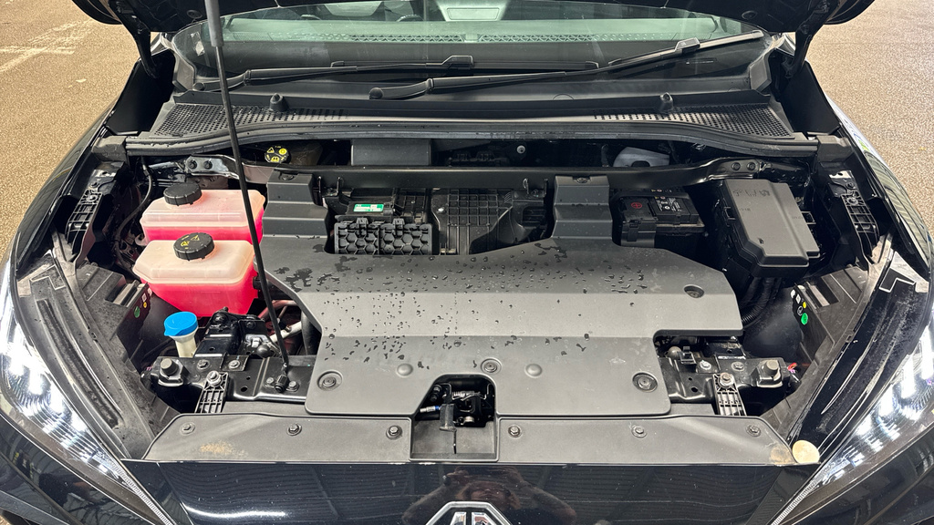 MG MG4 125Kw Se Ev 51Kwh Red #16