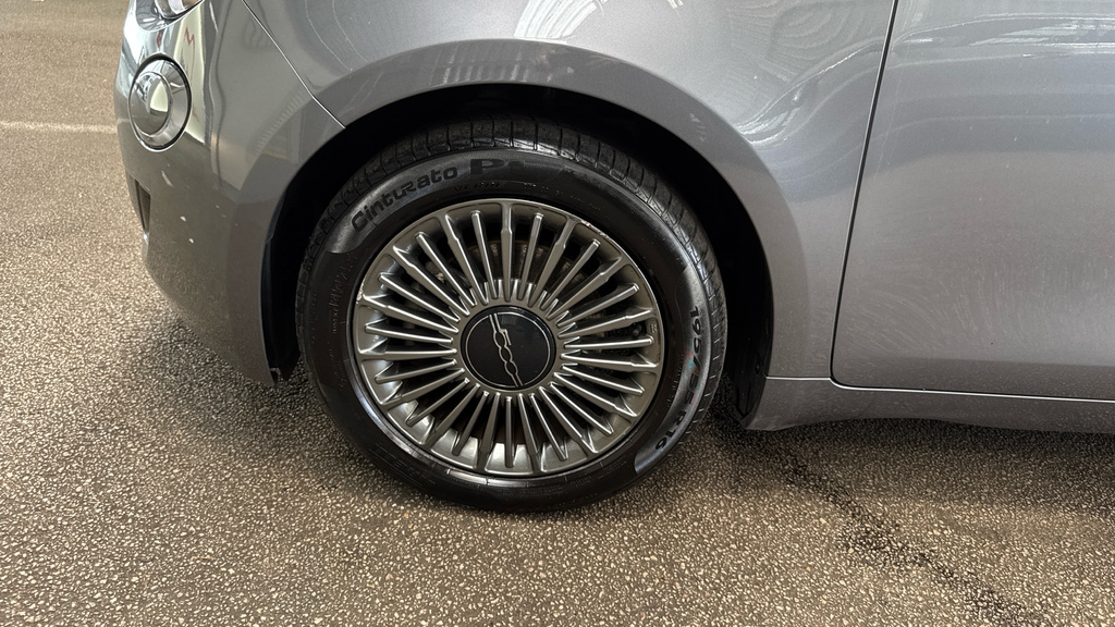 Fiat 500E 42Kwh Icon Green #17