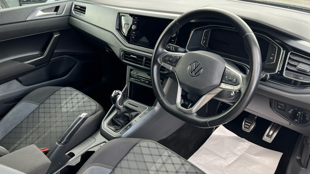 Volkswagen Polo Hatchback Purple #11