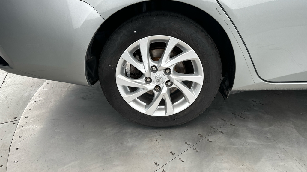 Toyota Auris Icon Grey #23