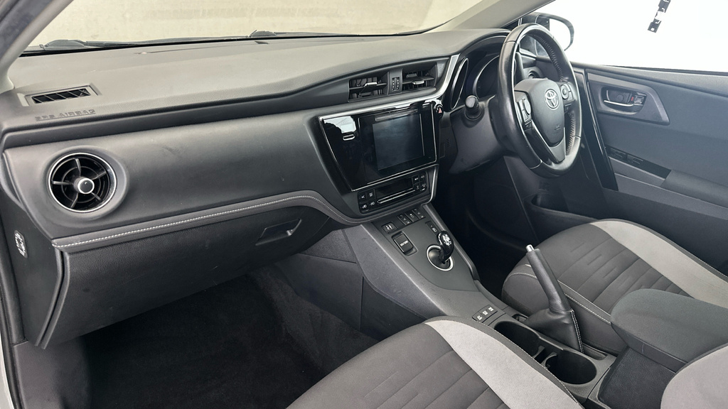 Toyota Auris Icon Grey #10