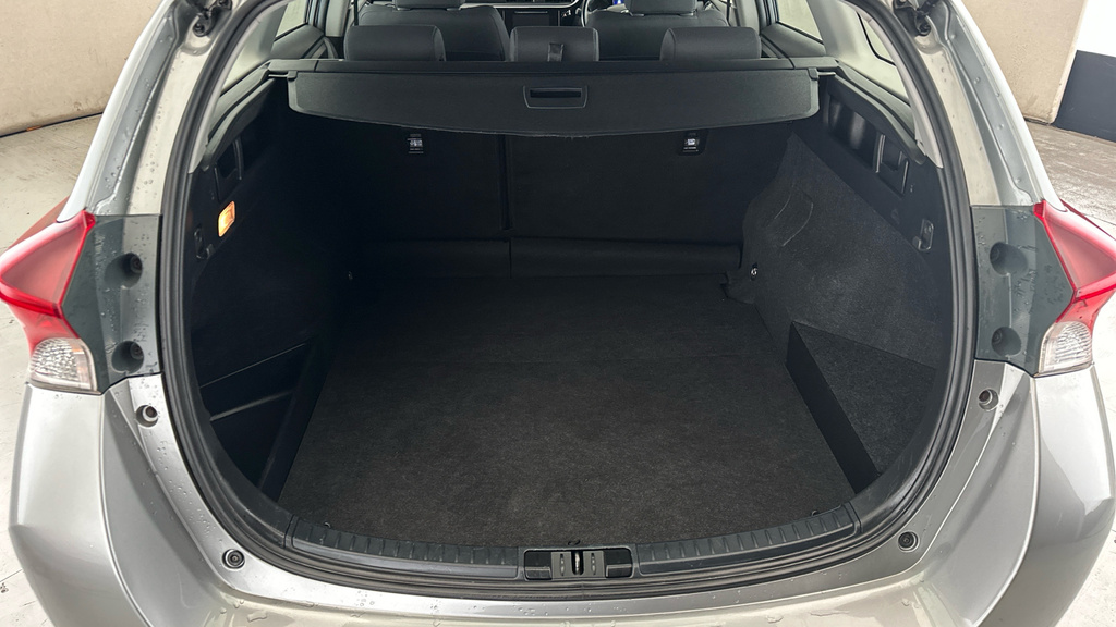 Toyota Auris Icon Grey #19