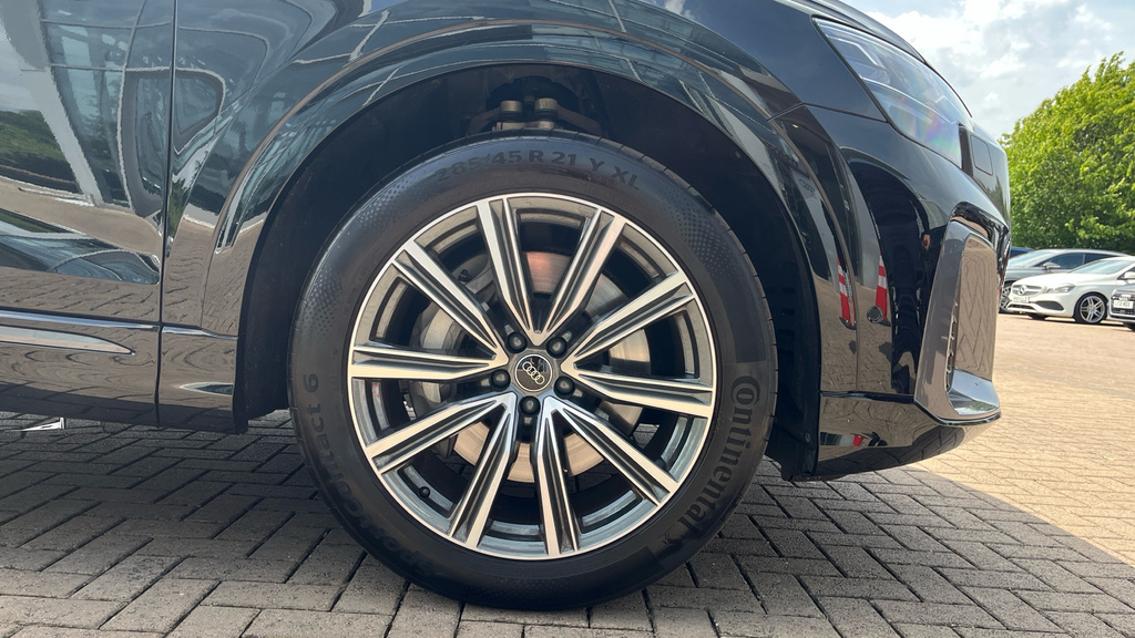 Audi Q8 55 Tfsi Quattro Black Edition Tiptronic Tech Blue #17