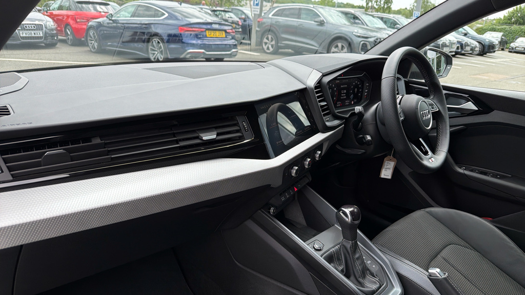 Audi A1 35 Tfsi Black Edition S Tronic Tech Pack Blue #10