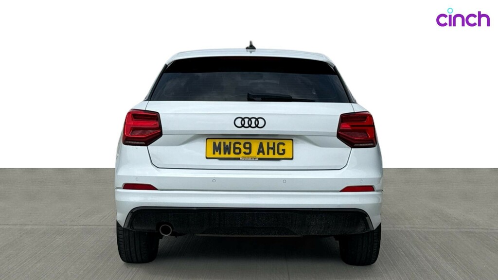 Audi Q2 30 Tdi Black Edition #4