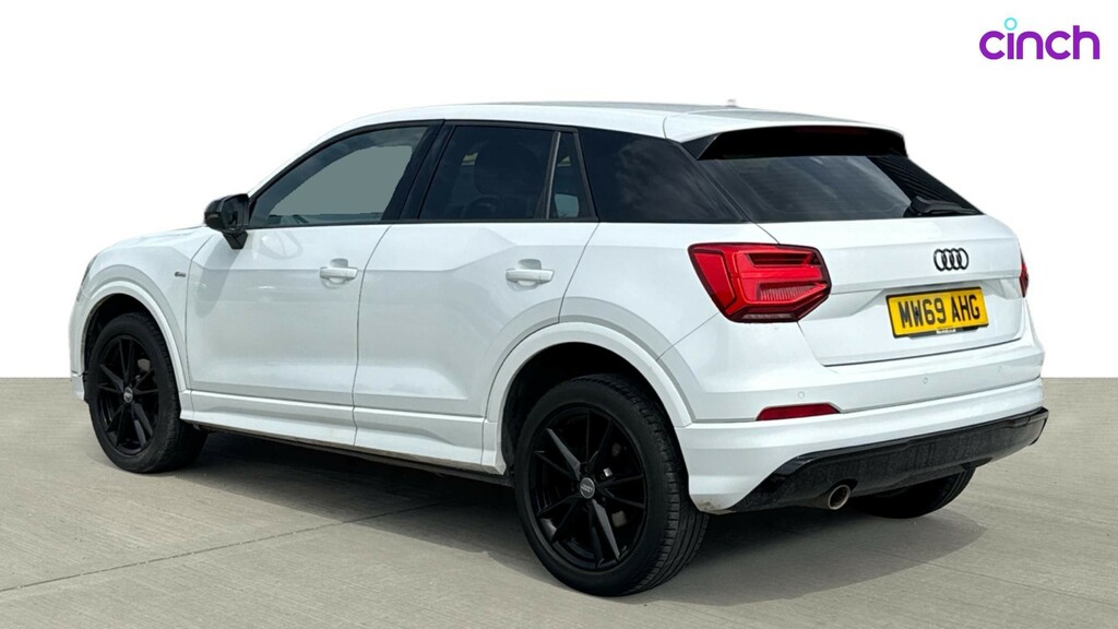 Audi Q2 30 Tdi Black Edition #5
