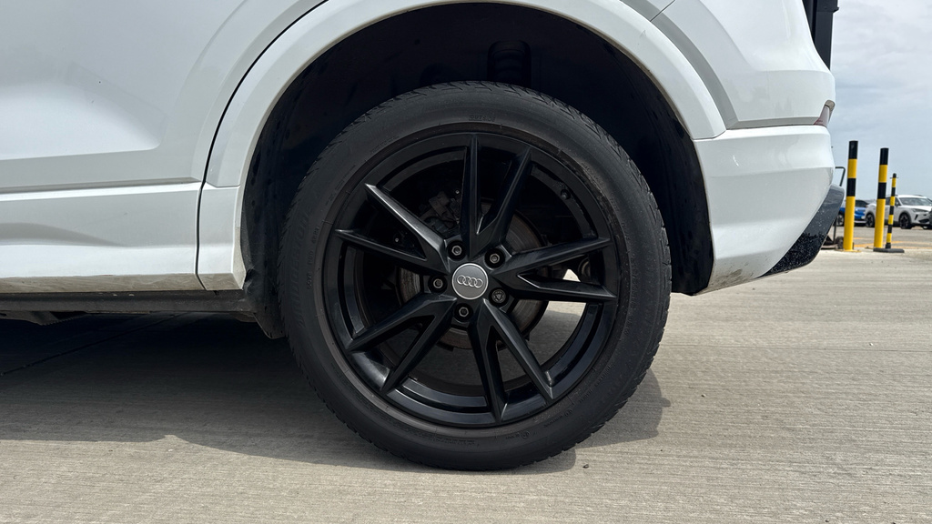 Audi Q2 30 Tdi Black Edition #18