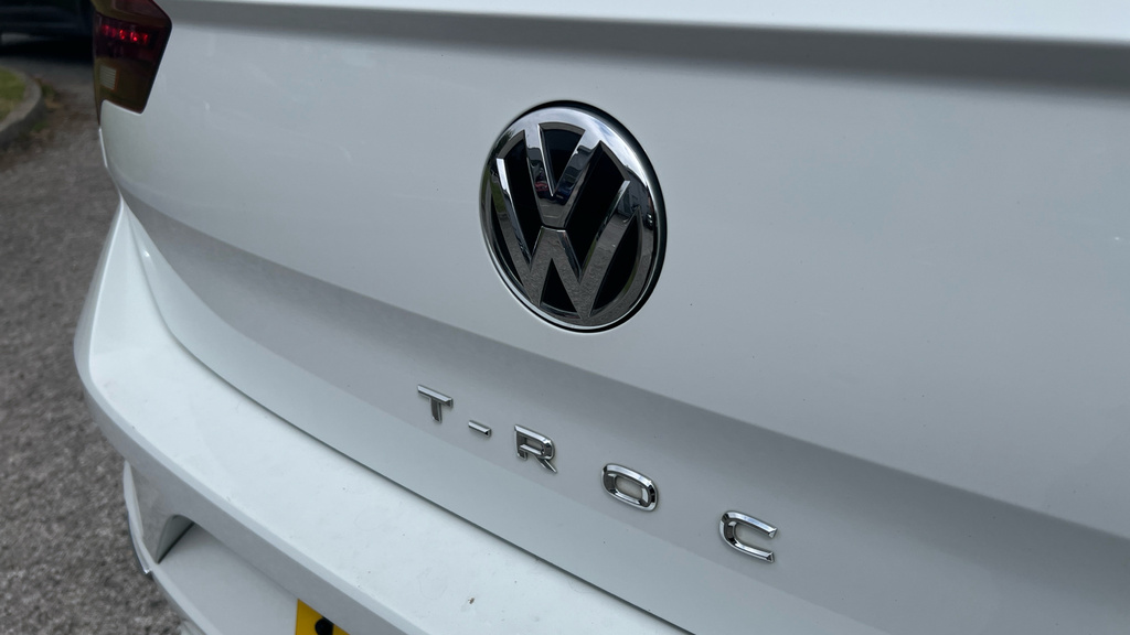 Volkswagen T-Roc Design Red #40