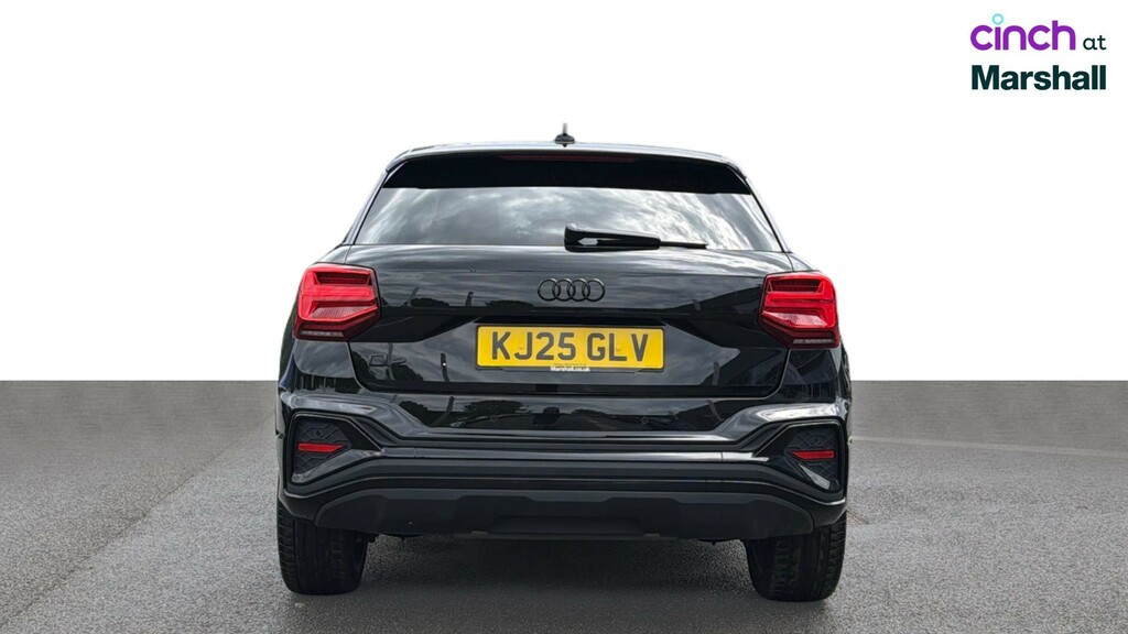 Audi Q2 35 Tfsi S Line S Tronic Black #4