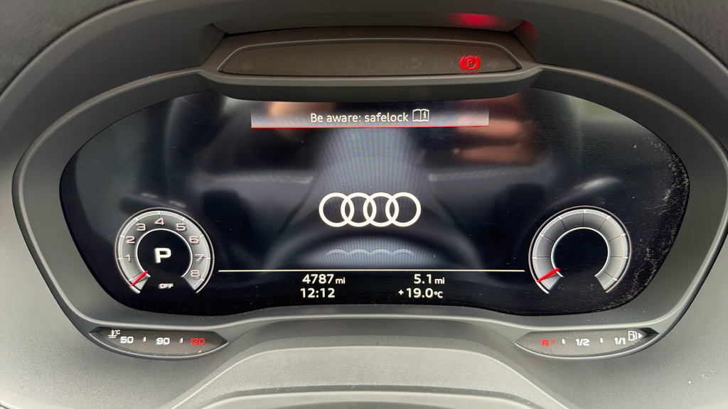 Audi Q2 35 Tfsi S Line S Tronic Black #13