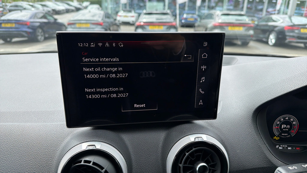 Audi Q2 35 Tfsi S Line S Tronic Black #22