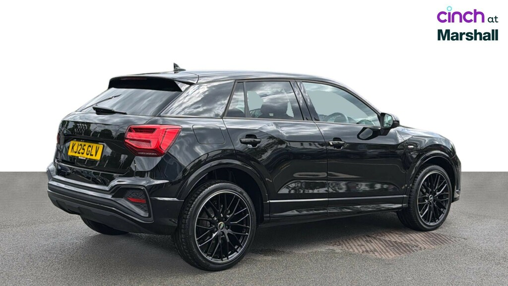 Audi Q2 35 Tfsi S Line S Tronic Black #3