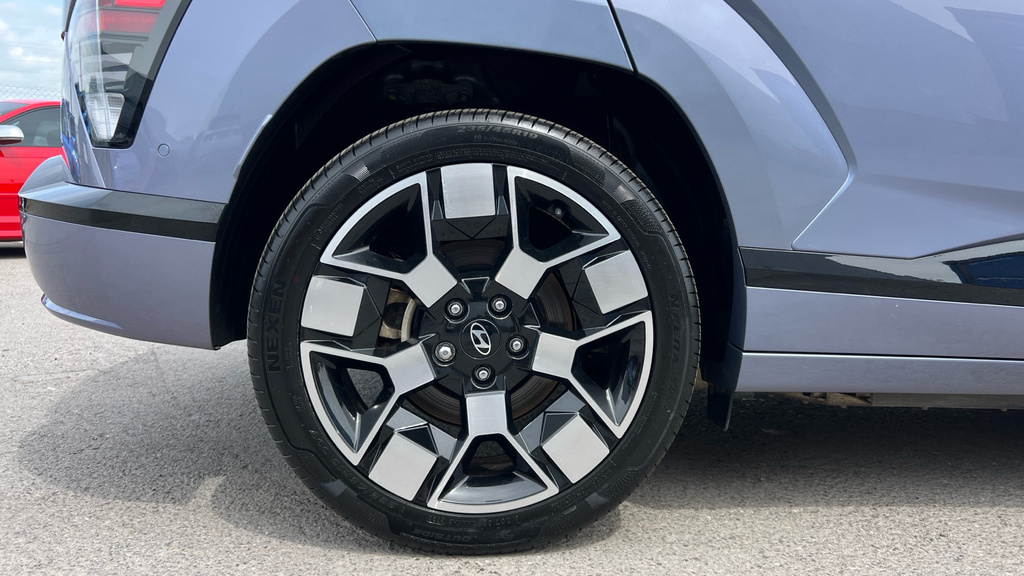 Hyundai Kona Advance Red #44