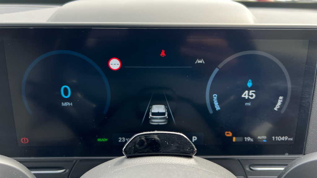Hyundai Kona Advance Red #33